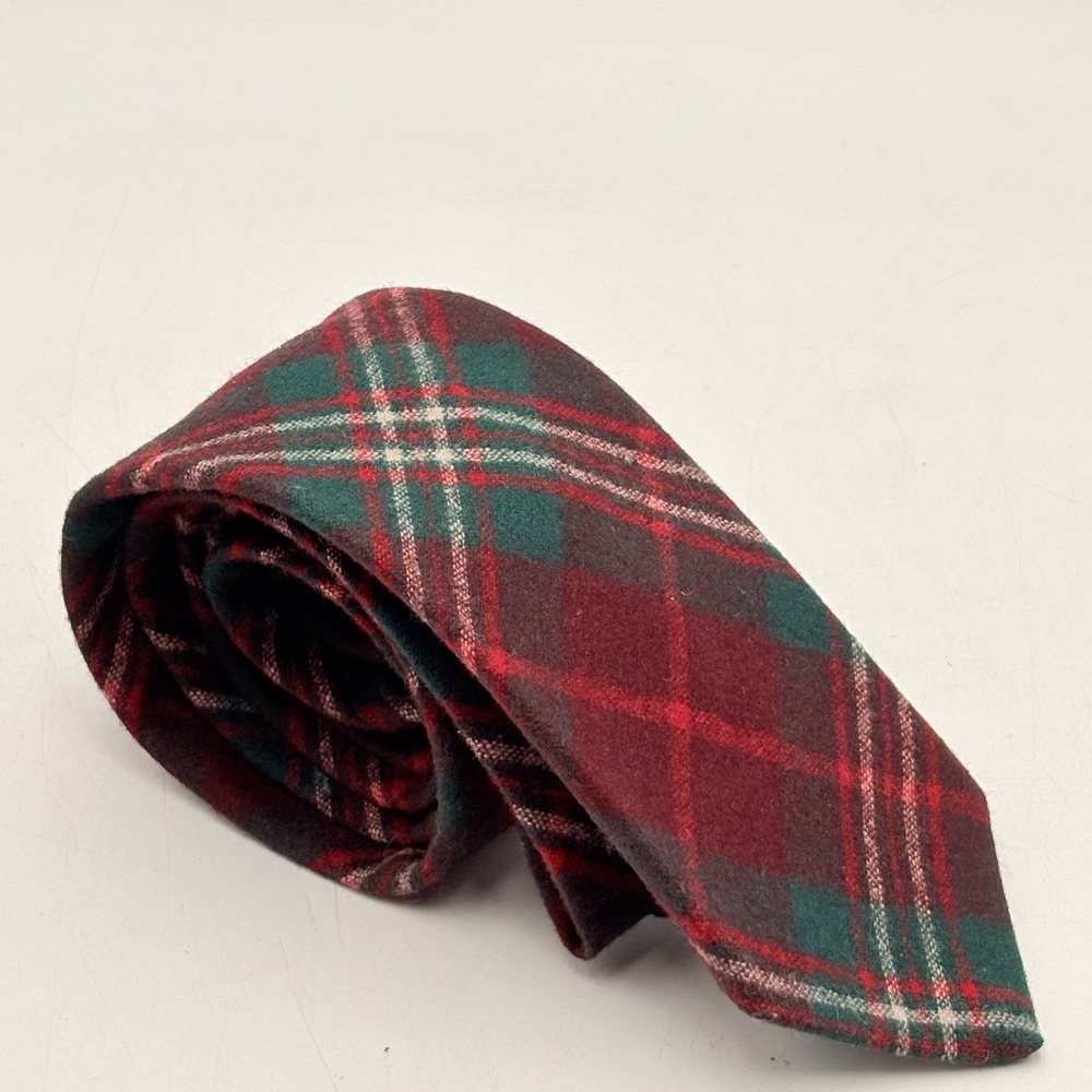 Pendleton Tie Mens Red Green Tartan Plaid 100% Virgin Wool Classic Necktie